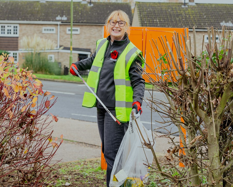 Litter picking Nov24 1
